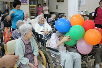 特別養護老人ホーム 福寿荘 ミニ運動会を行いました